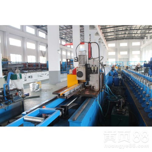 久進五金機械廠成型機 穩固車庫門自動生產線，品質信賴之選